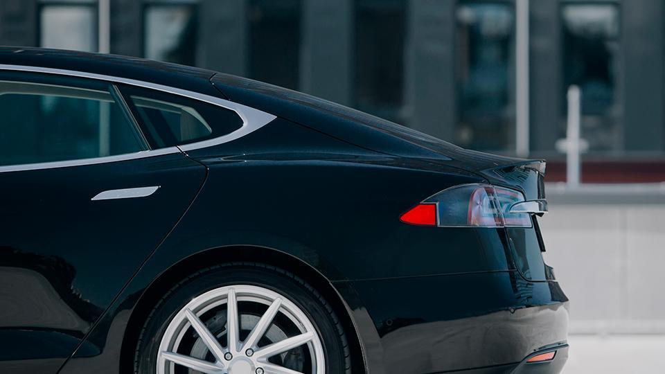 Morgan Stanley: Why We Currently Own Tesla, and Don't Own Fossil Fuels 