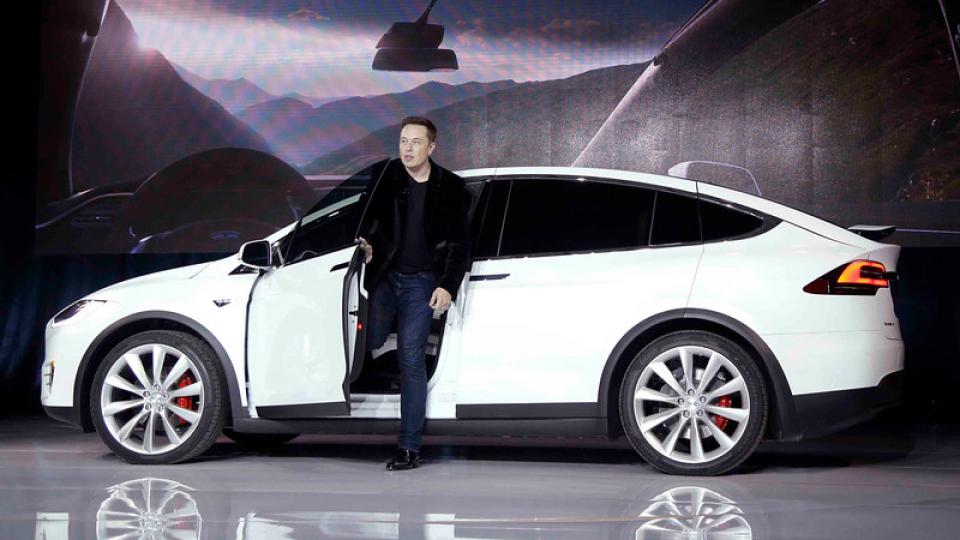 Elon Musk, Tesla 